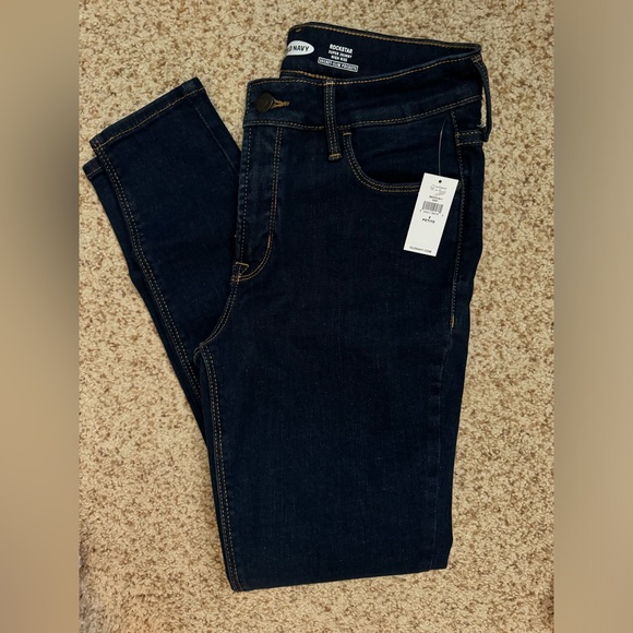 Old Navy Rockstar High Rise Super Skinny jeans - Picture 1 of 1